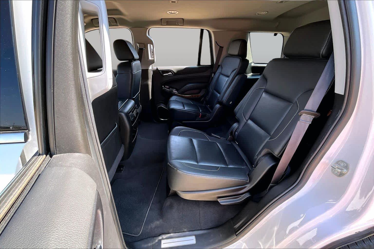 Used 2020 Summit White Chevrolet Premier image 20