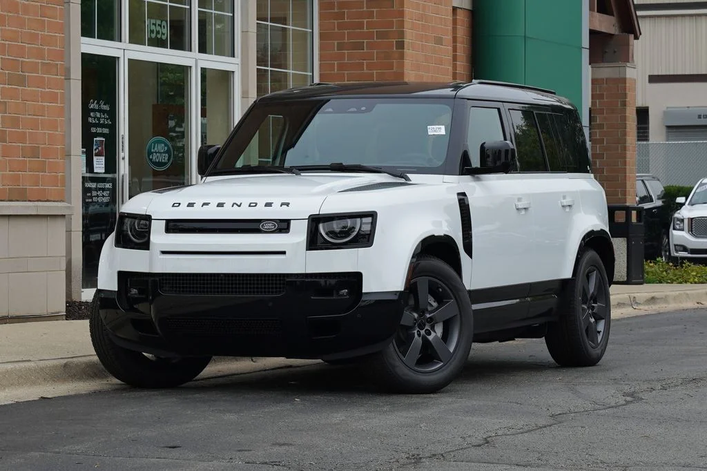 New 2026 Fuji White Land Rover X-Dynamic SE image 1