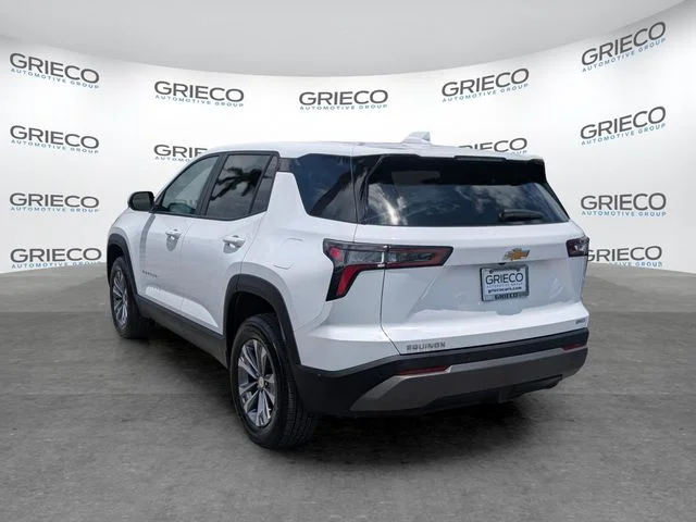 Used 2025 Summit White Chevrolet LT image 5