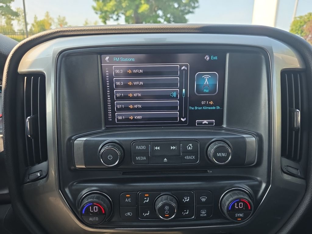 Used 2017 Graphite Metallic Chevrolet LT image 9