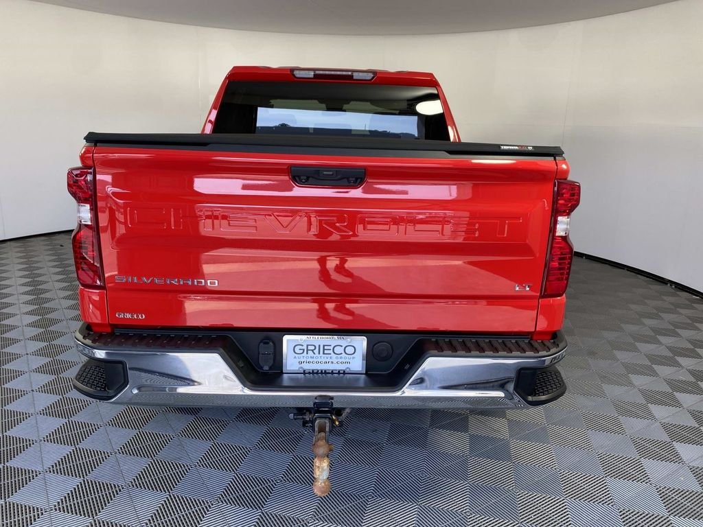 Used 2022 Red Chevrolet LT image 7