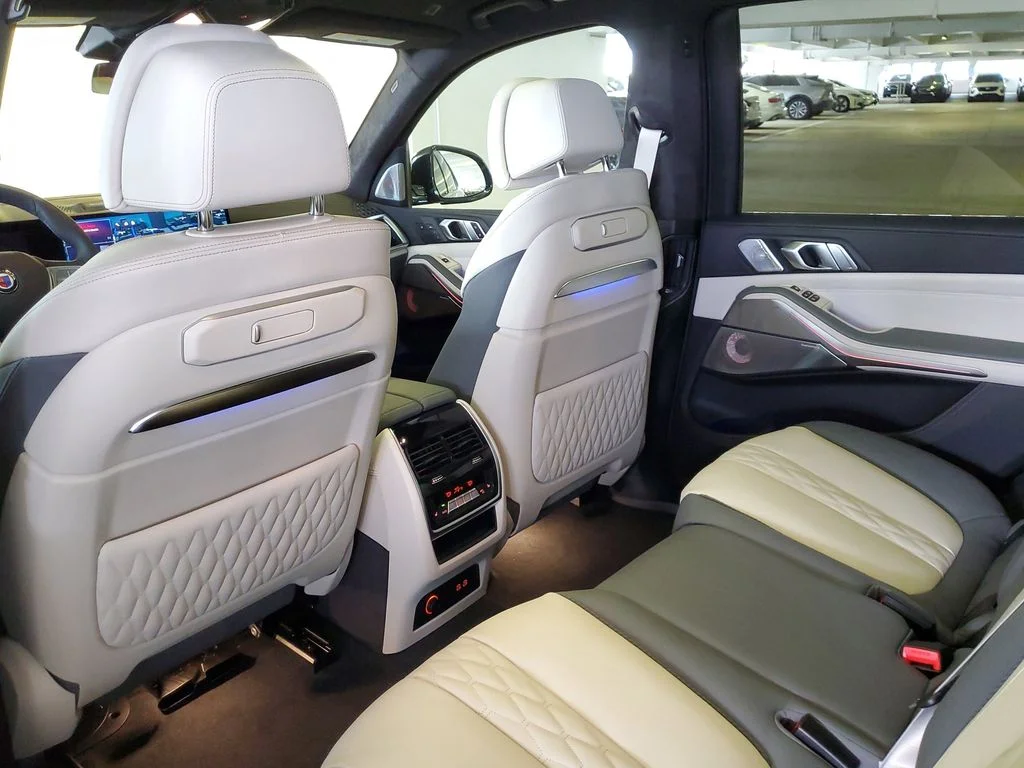 New 2026 Black Sapphire Metallic BMW ALPINA XB7 image 10