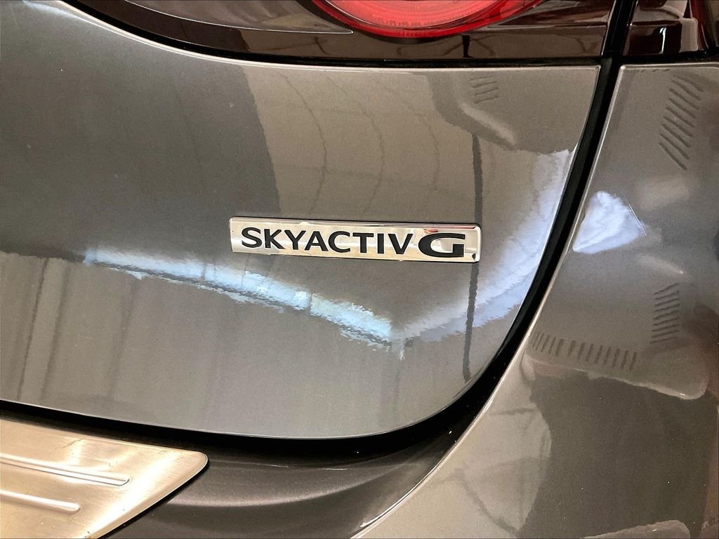 Used 2022 Machine Gray Metallic Mazda Preferred image 28