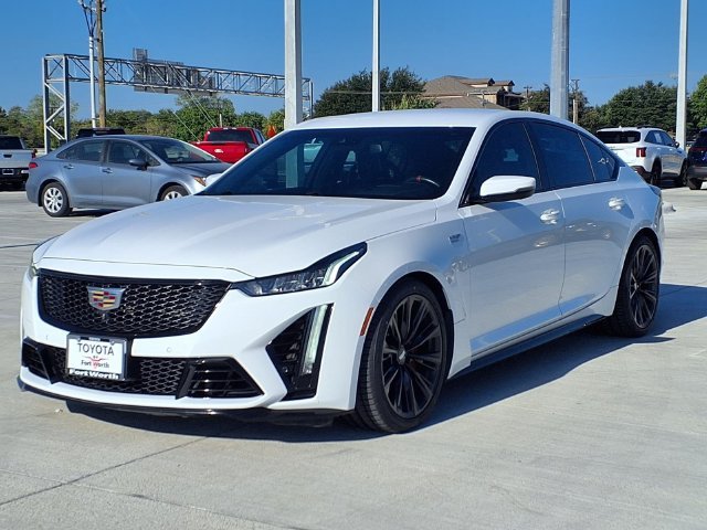 Used 2024 White Cadillac V-Series image 3