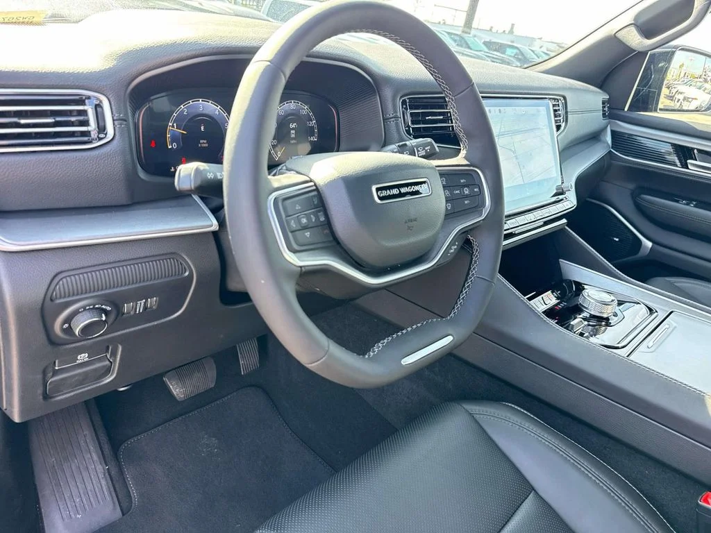 New 2026 White Jeep  image 37