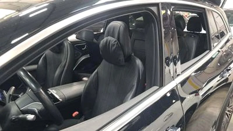 Used 2023 Black Mercedes-Benz 450 image 26