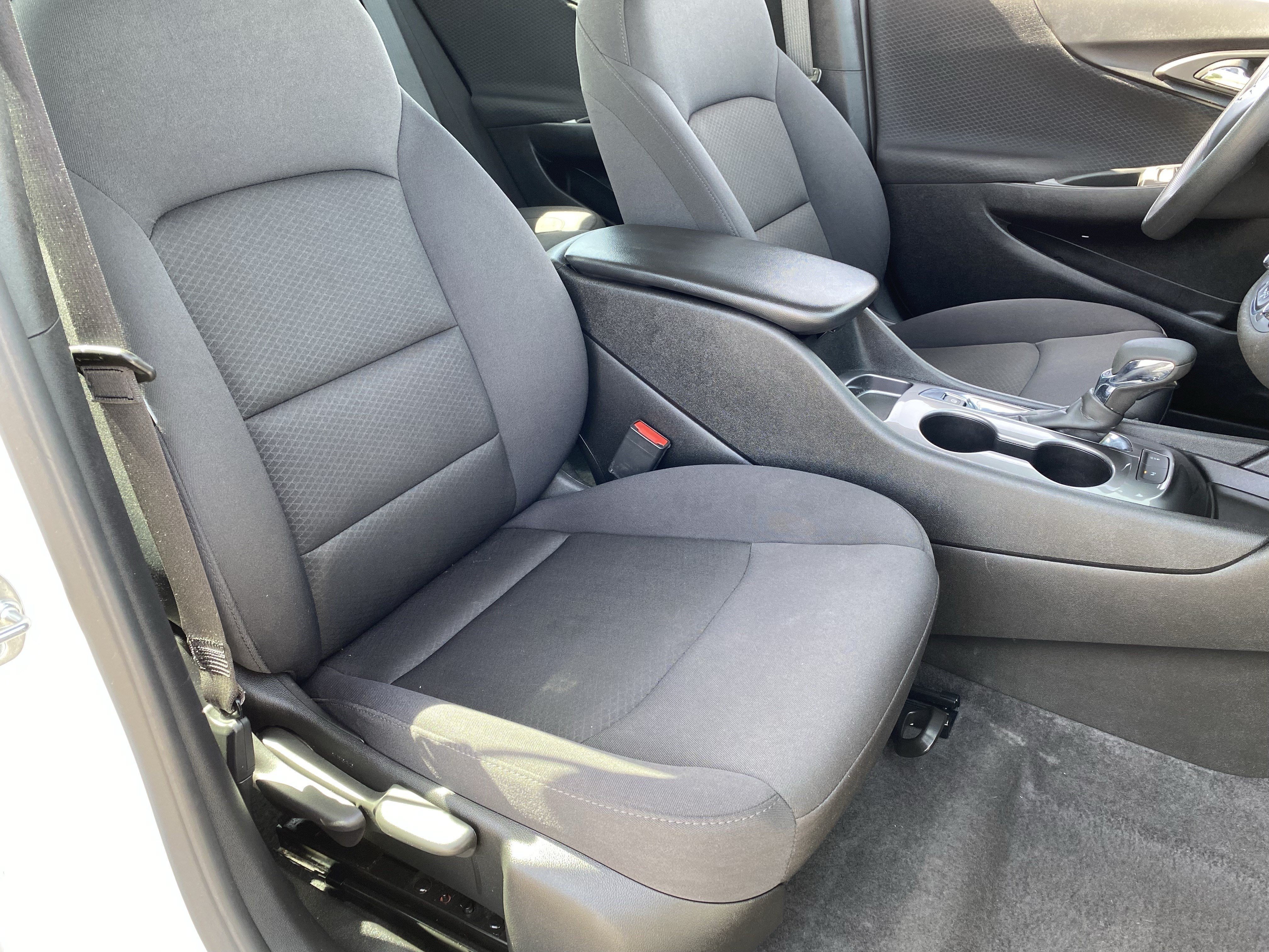 Used 2025 Summit White Chevrolet LS image 10