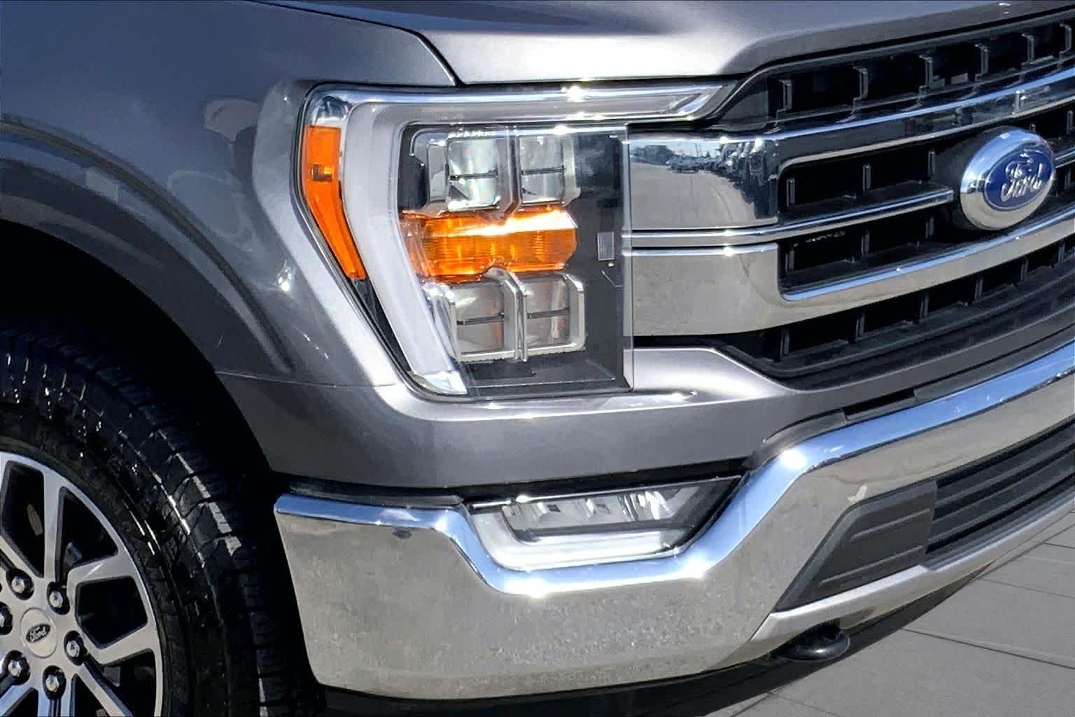 Certified Used 2021 Carbonized Gray Metallic Ford LARIAT image 24