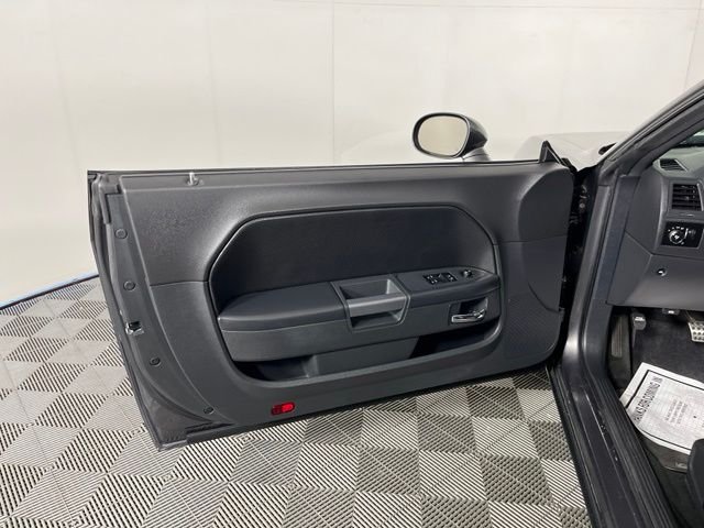 Used 2014 Gray Dodge R/T image 15