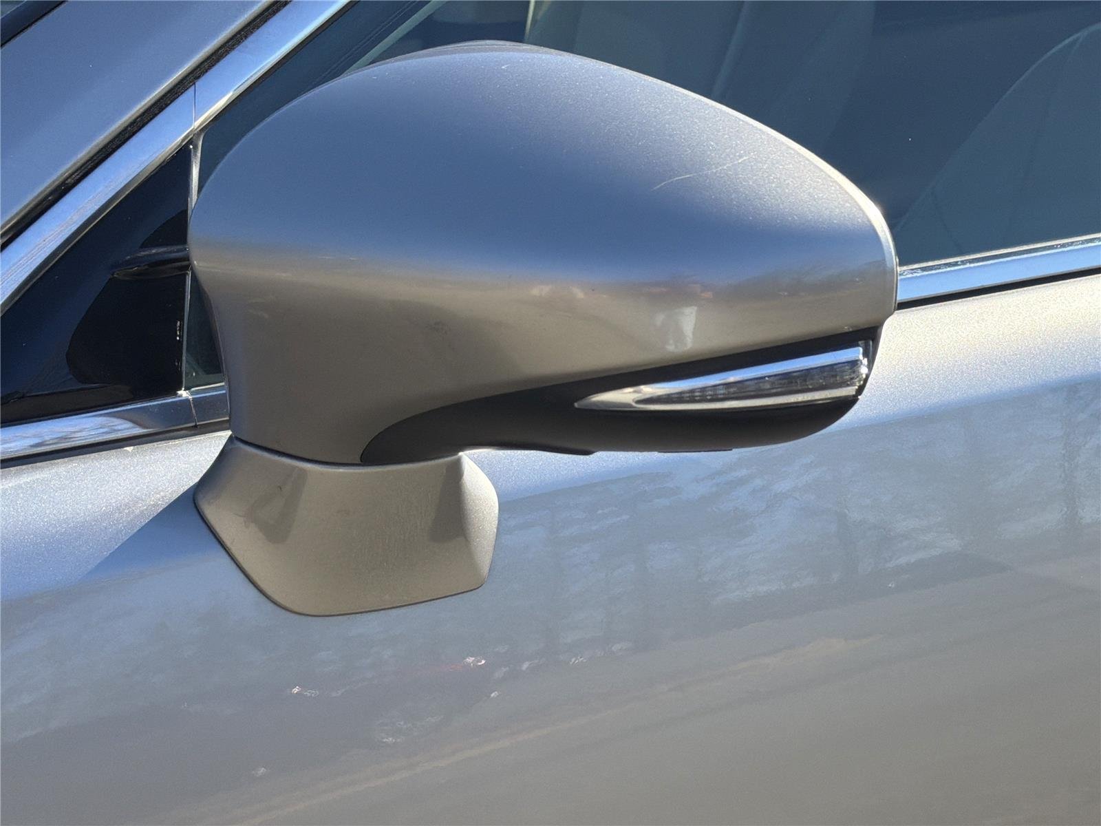 Used 2018  LEXUS  image 38