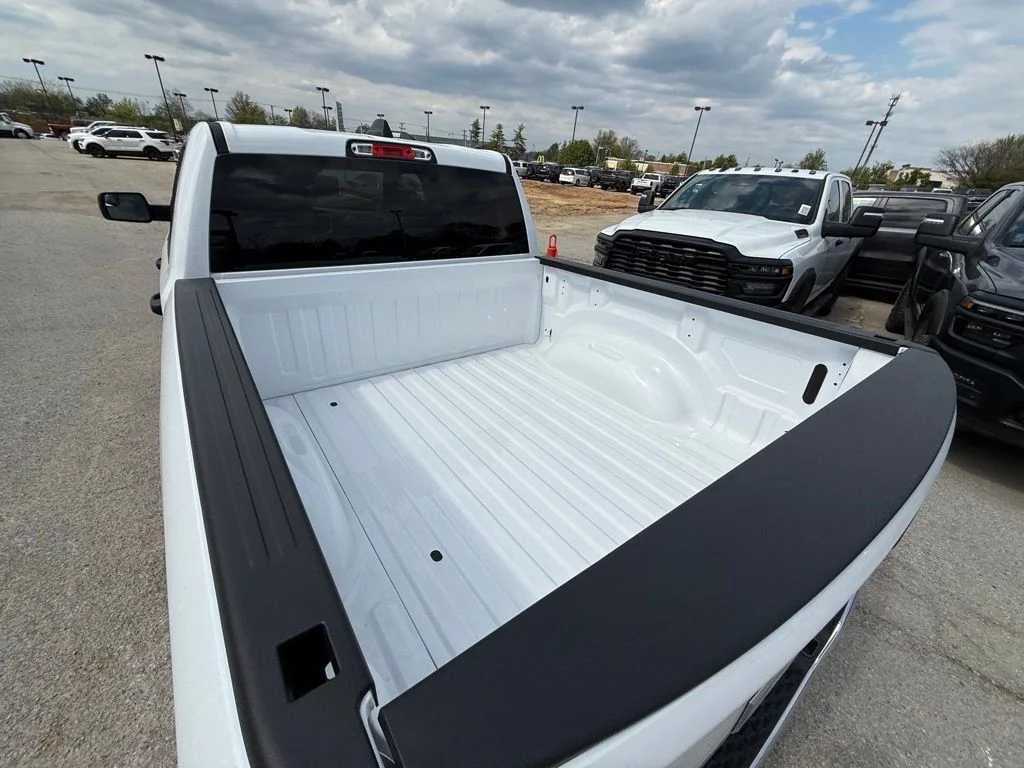 New 2026 Bright White Clear-Coat Exterior Paint RAM Big Horn/Lone Star image 8