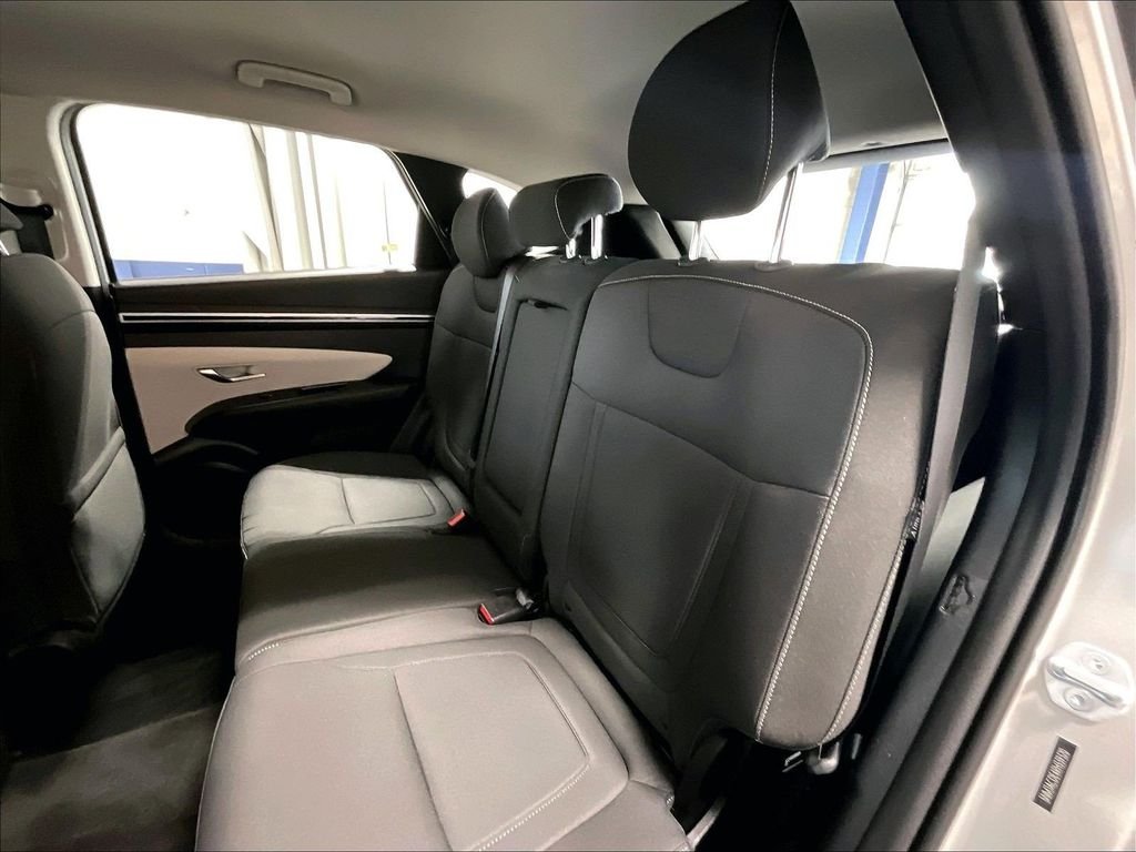 Used 2024 Silver Hyundai SE image 15
