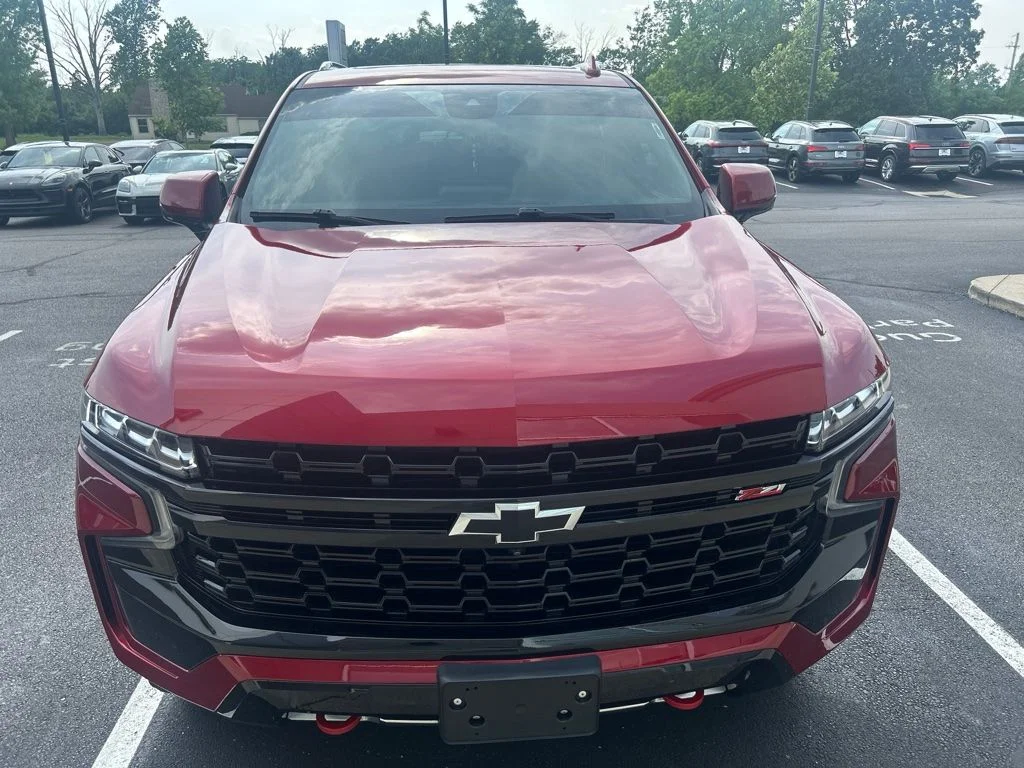 Used 2023 Red Chevrolet Z71 image 3