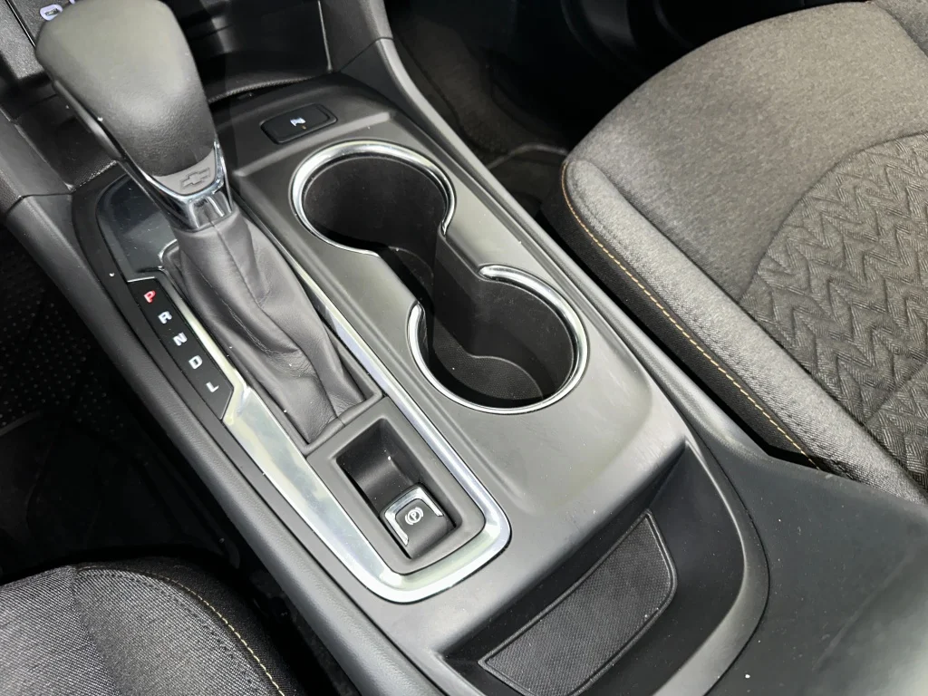 2024 Chevrolet Equinox LT - Photo 16