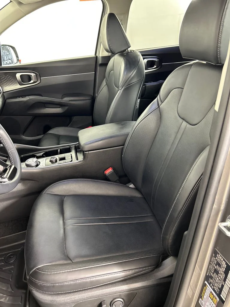 Used 2025 Beige Kia EX image 11