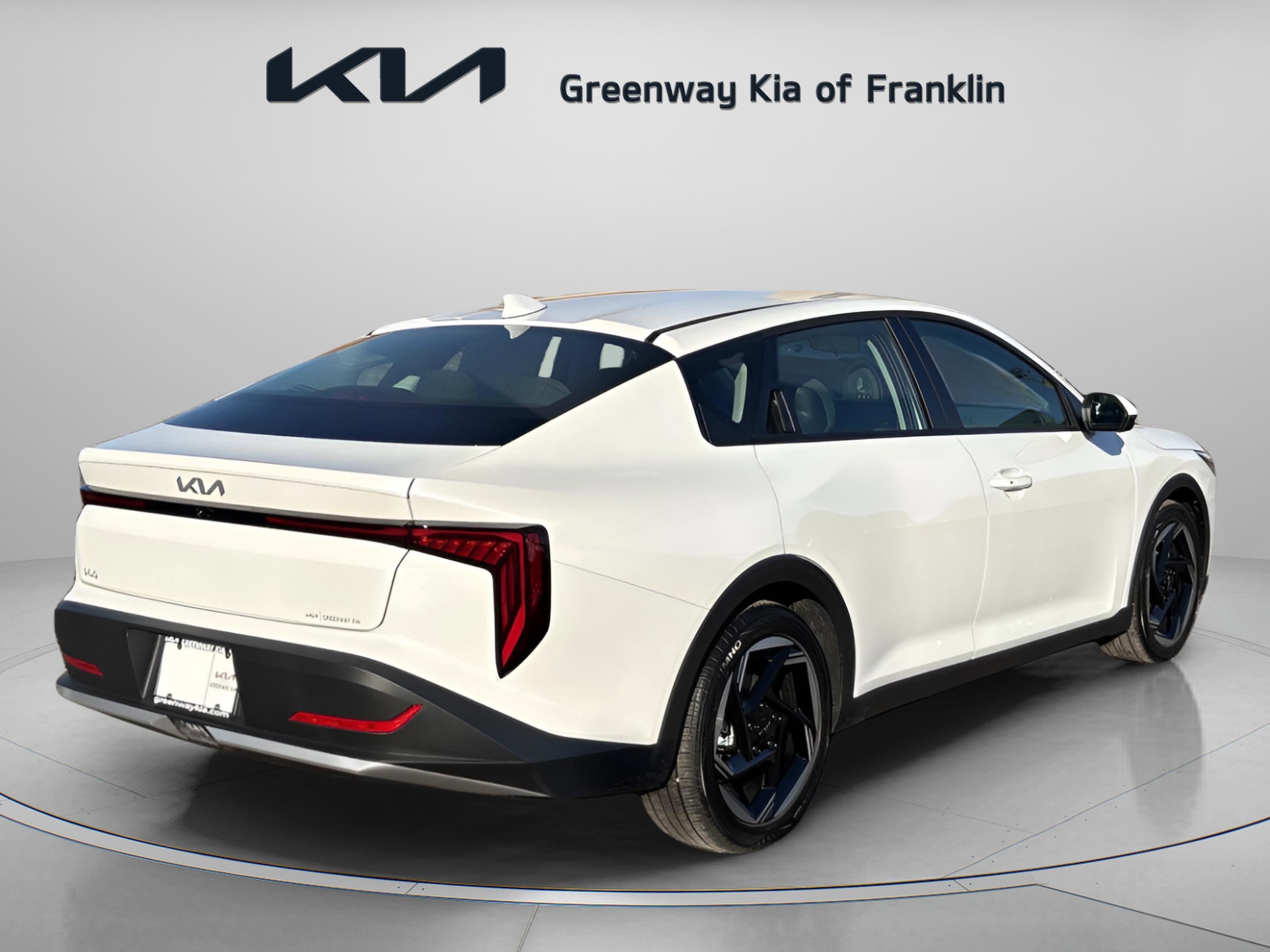 New 2025 Snow White Pearl Kia EX image 7
