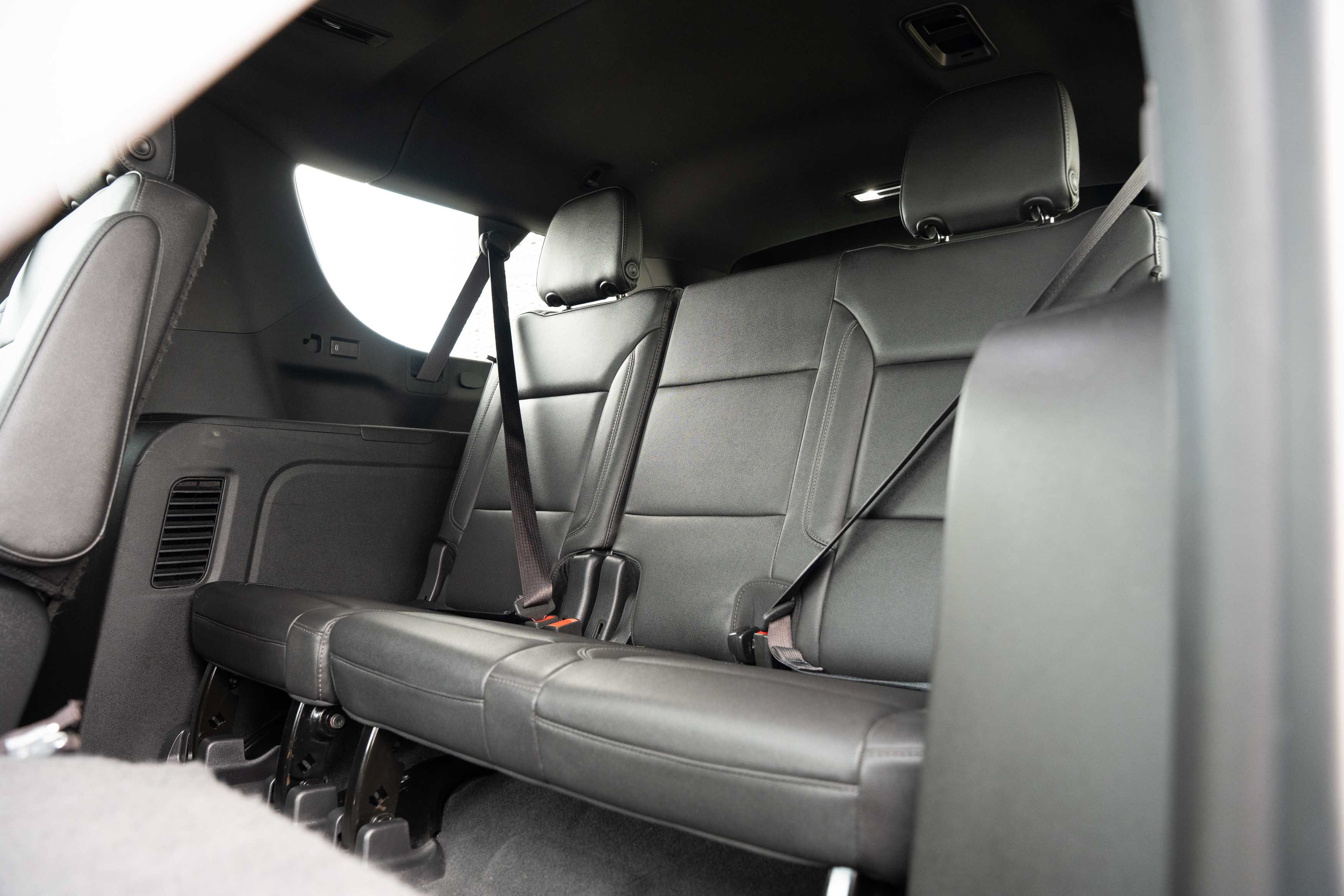 Used 2022 Iridescent Pearl Tricoat Chevrolet LT image 25