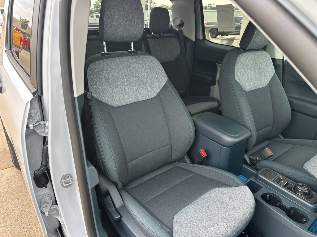 New 2026 Space White Metallic Ford XLT image 32