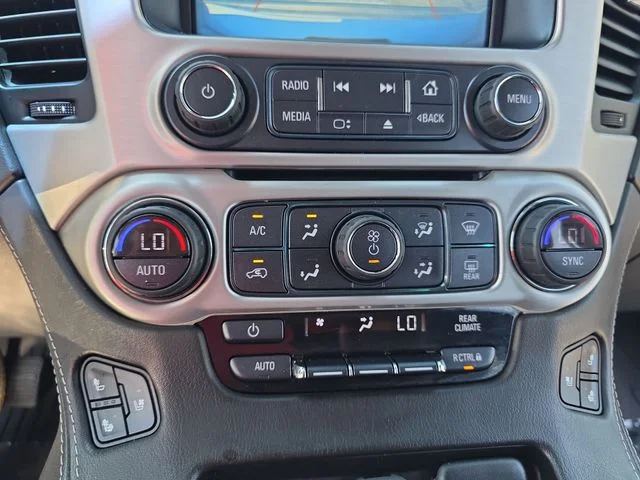 Used 2019 Silver GMC SLT image 26