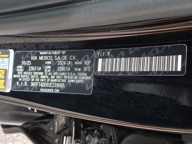 Used 2025 Black Kia LX image 28