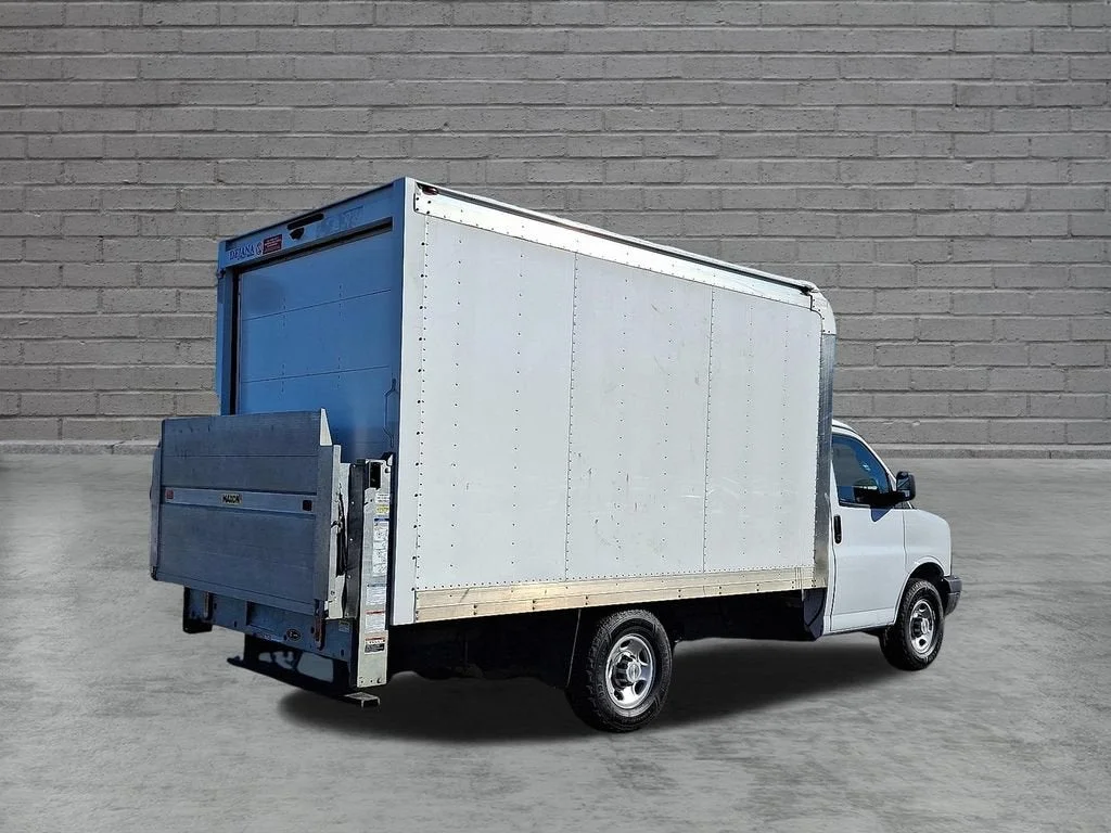 Used 2023 Summit White Chevrolet Work Van image 41