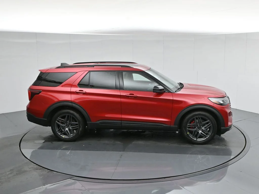 New 2026 Rapid Red Metallic Tinted Clearcoat Ford ST image 59