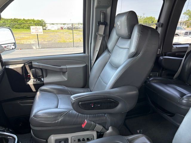 Used 2020 Summit White GMC Explorer Limited SE image 39