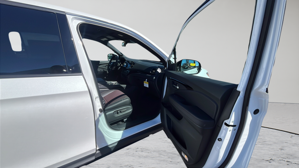 New 2026 Platinum White Pearl Honda Black Edition image 21