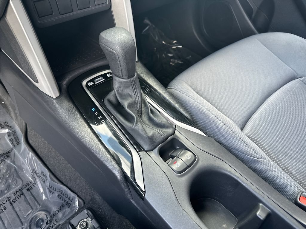 Used 2025 Silver Toyota Hybrid S image 23