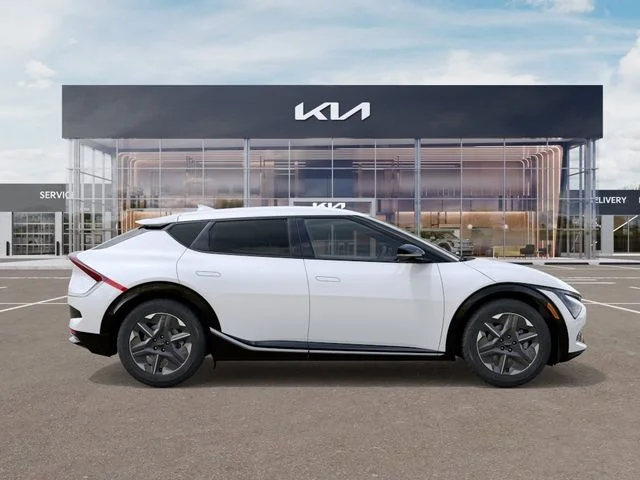 New 2026 Glacial White Kia LIGHT image 7