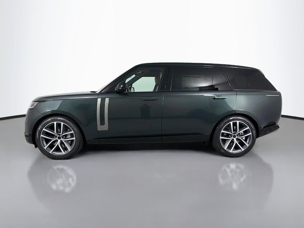 New 2026 Belgravia Green Land Rover SE LWB 7-Seats / V8 image 8