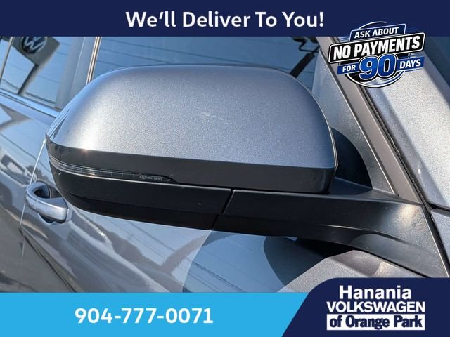 Used 2023 Gray Volkswagen 3.6L V6 SE w/Technology image 10