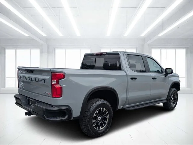 Used 2024 Slate Gray Metallic Chevrolet ZR2 image 3