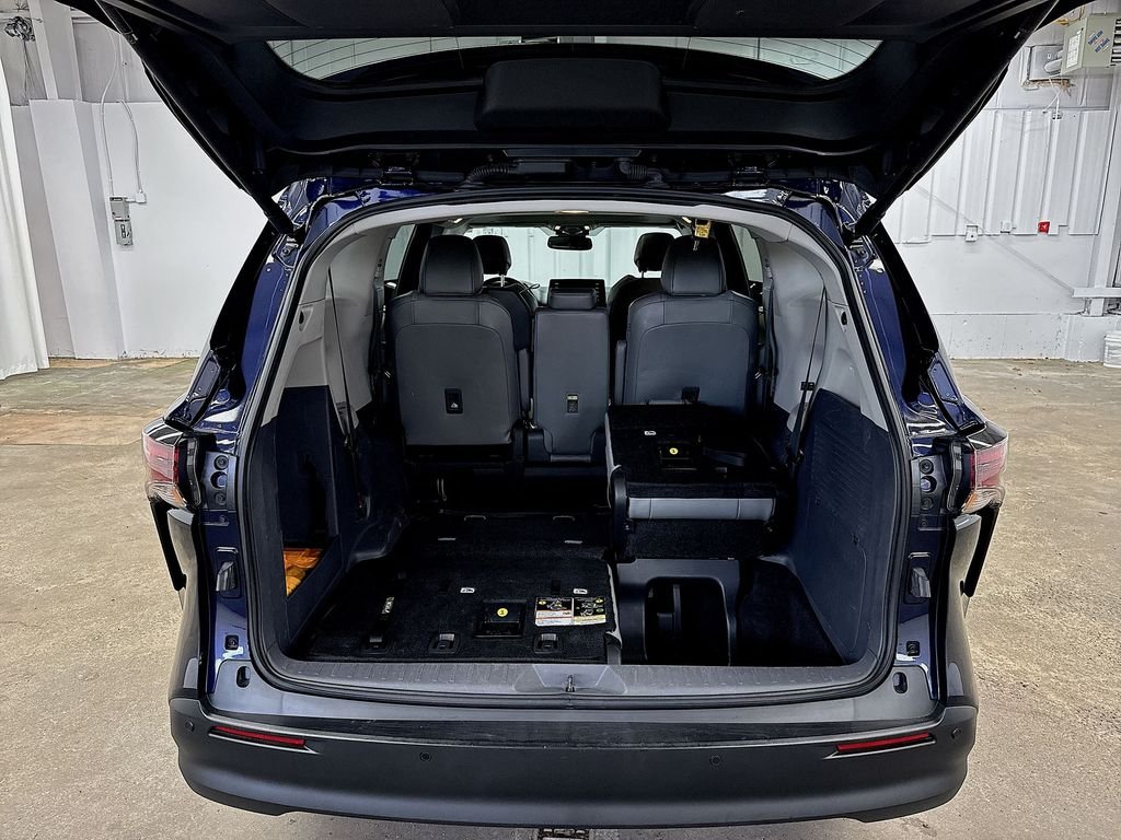 Used 2024 Toyota Sienna Van