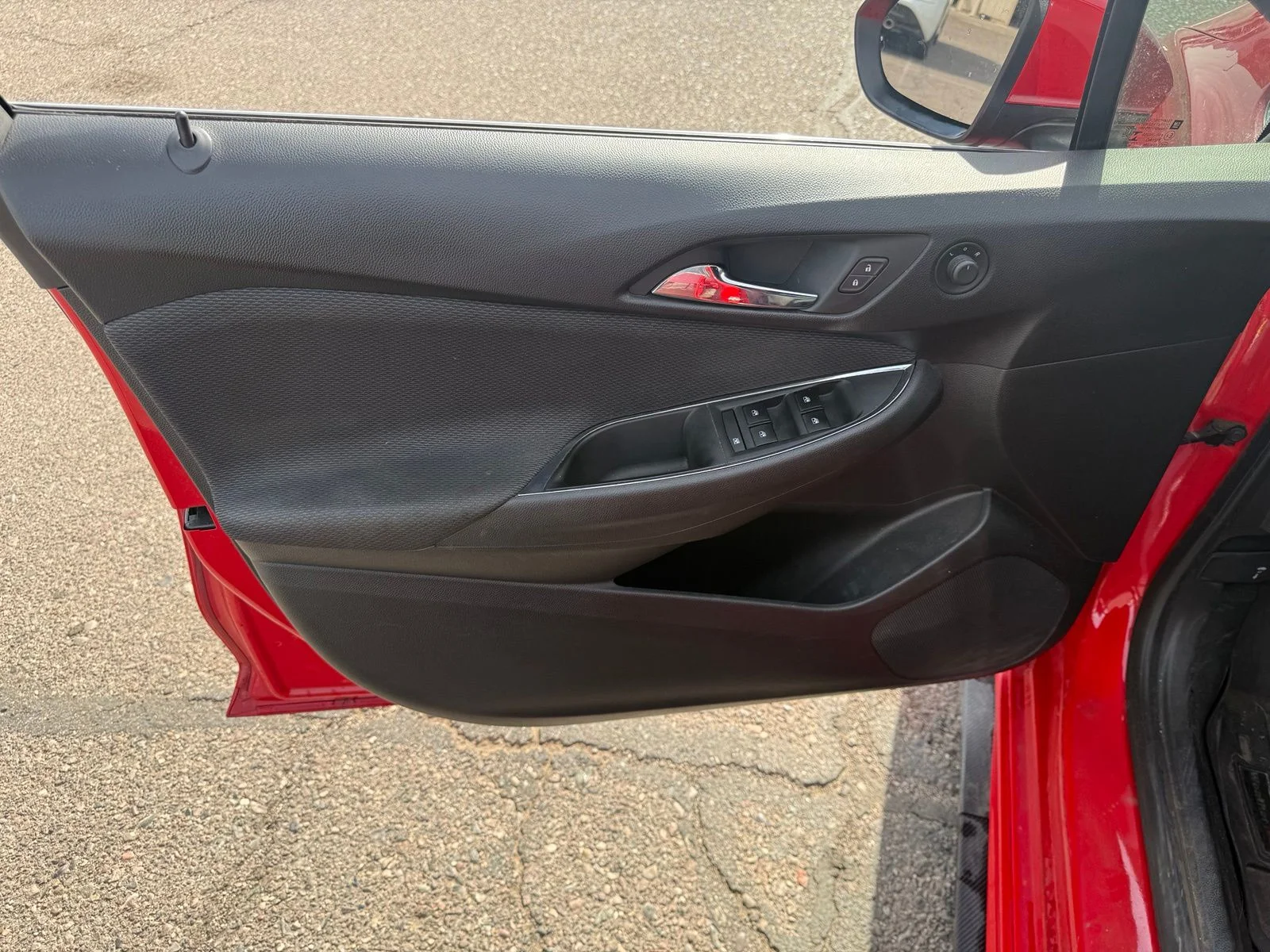 Used 2017 Red Chevrolet LT image 14