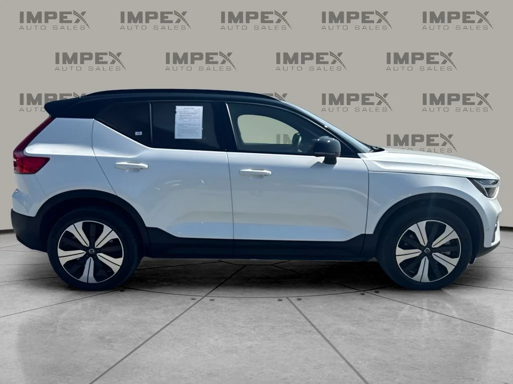 Used 2023 White Volvo Twin Plus image 6
