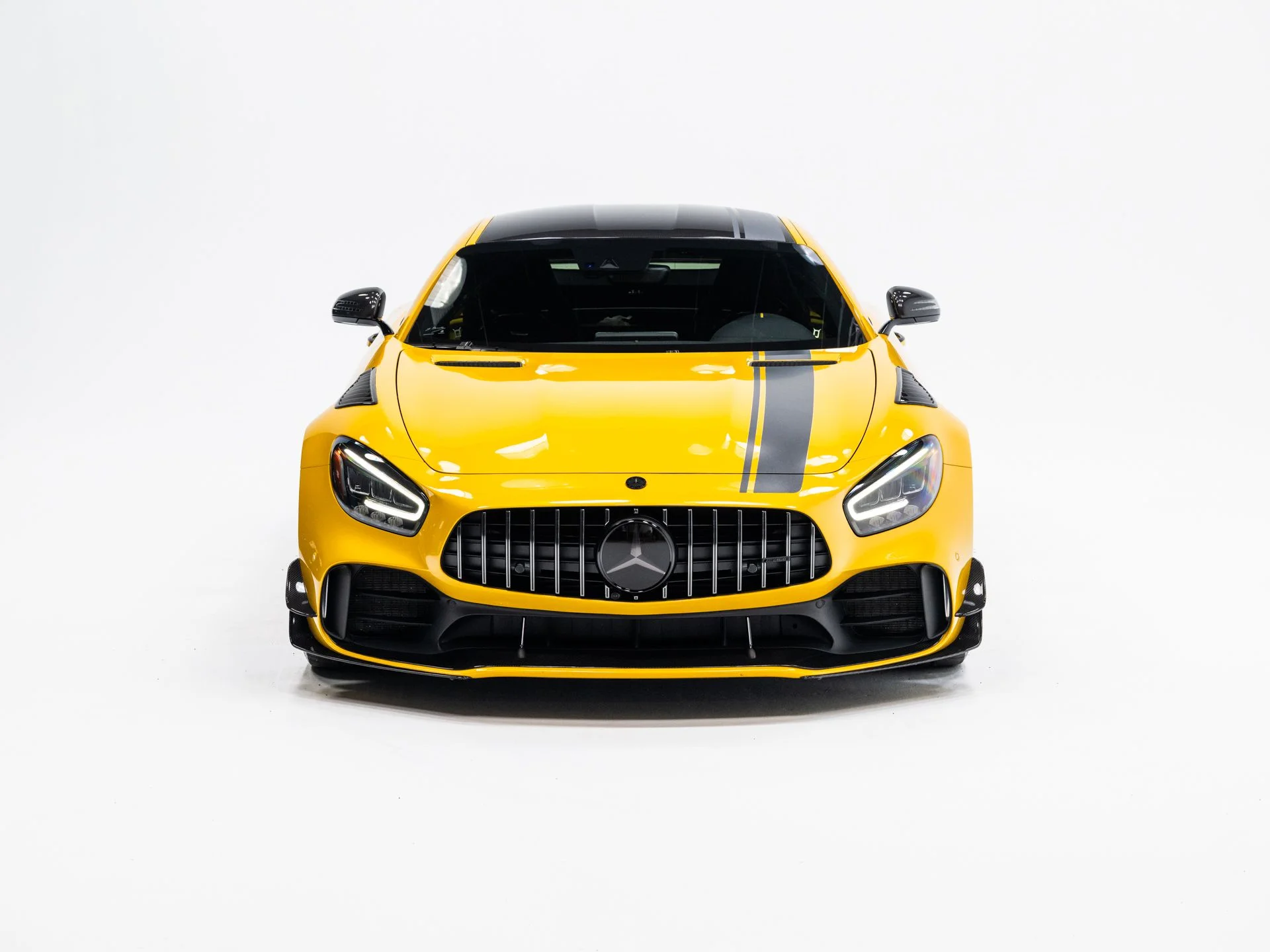 Used 2020 AMG Solarbeam Yellow Metallic Mercedes-Benz R image 8