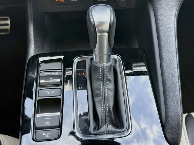 Used 2023 Red Acura w/A-Spec Package image 27