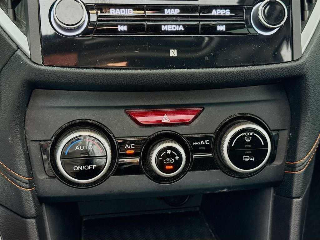 Used 2018 Cool Gray Khaki Subaru Limited image 19