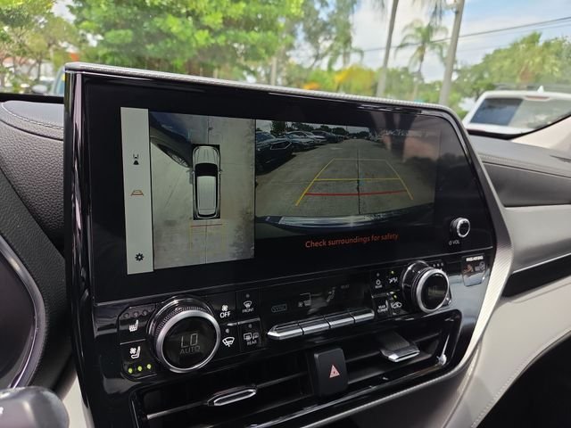 Used 2023 Blue Toyota Platinum image 17