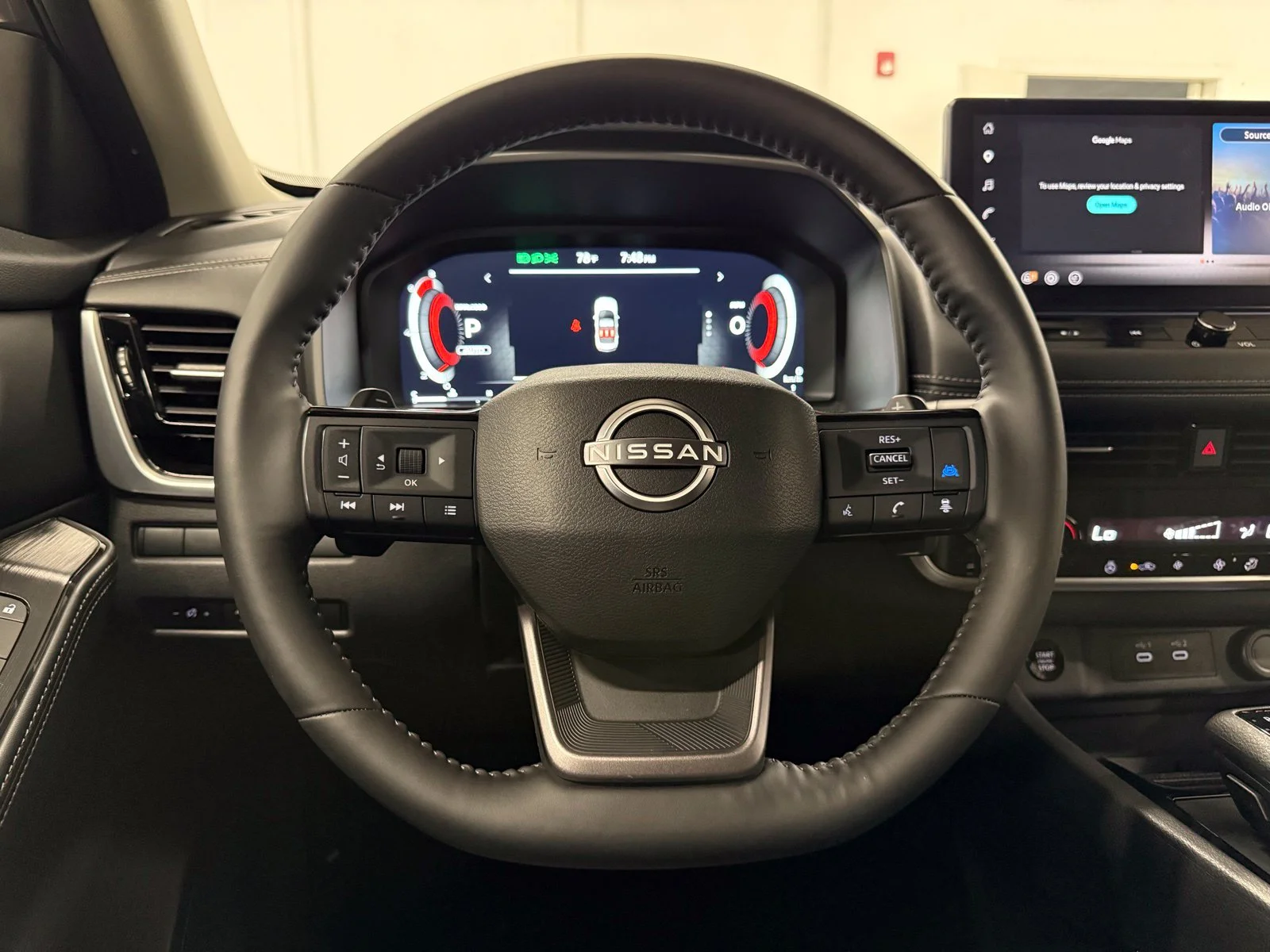 Used 2025 Gray Nissan SL image 15