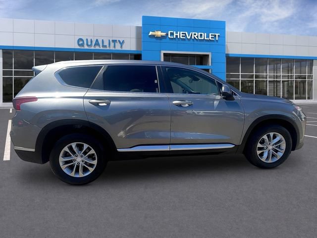 Used 2019 Gray Hyundai SE image 8