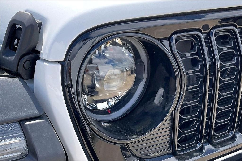 New 2026 Jeep Wrangler Willys 4D Sport Utility