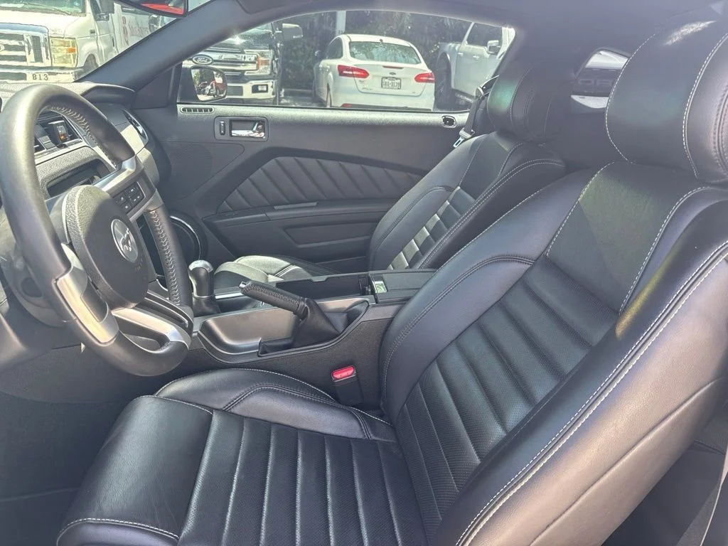 Used 2014 Black Ford GT Premium image 6