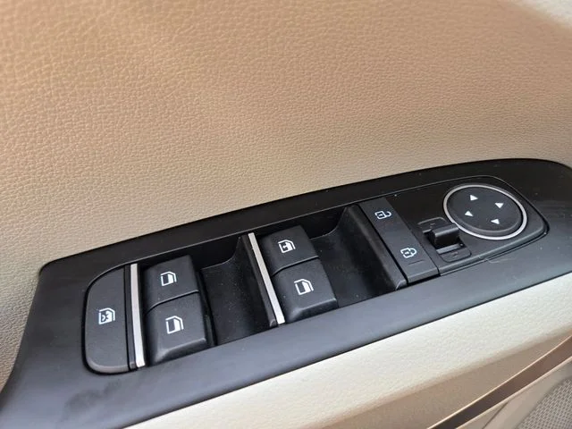 Used 2025 Gray Kia LX image 34