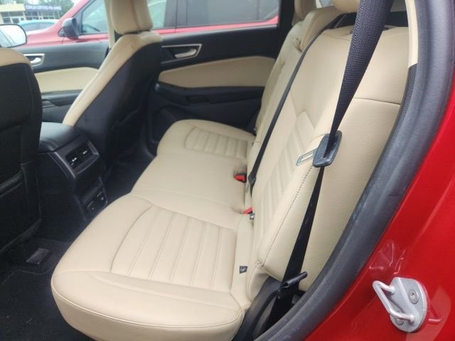 Used 2020 Red Metallic Ford SEL image 3