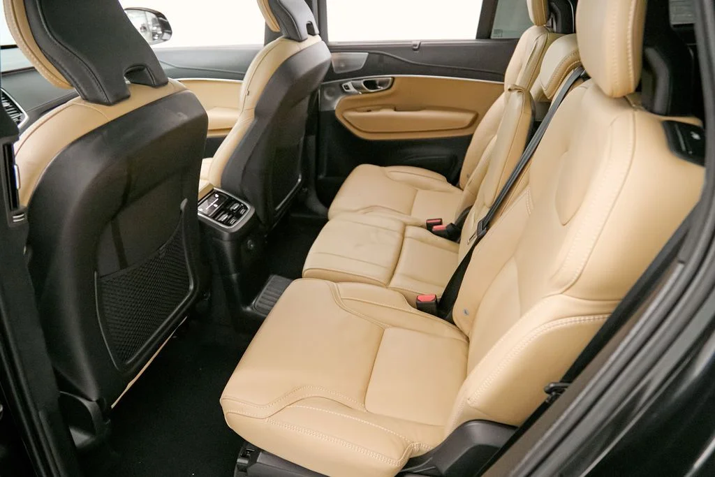 Certified Used 2024 Onyx Black Volvo Ultimate image 22
