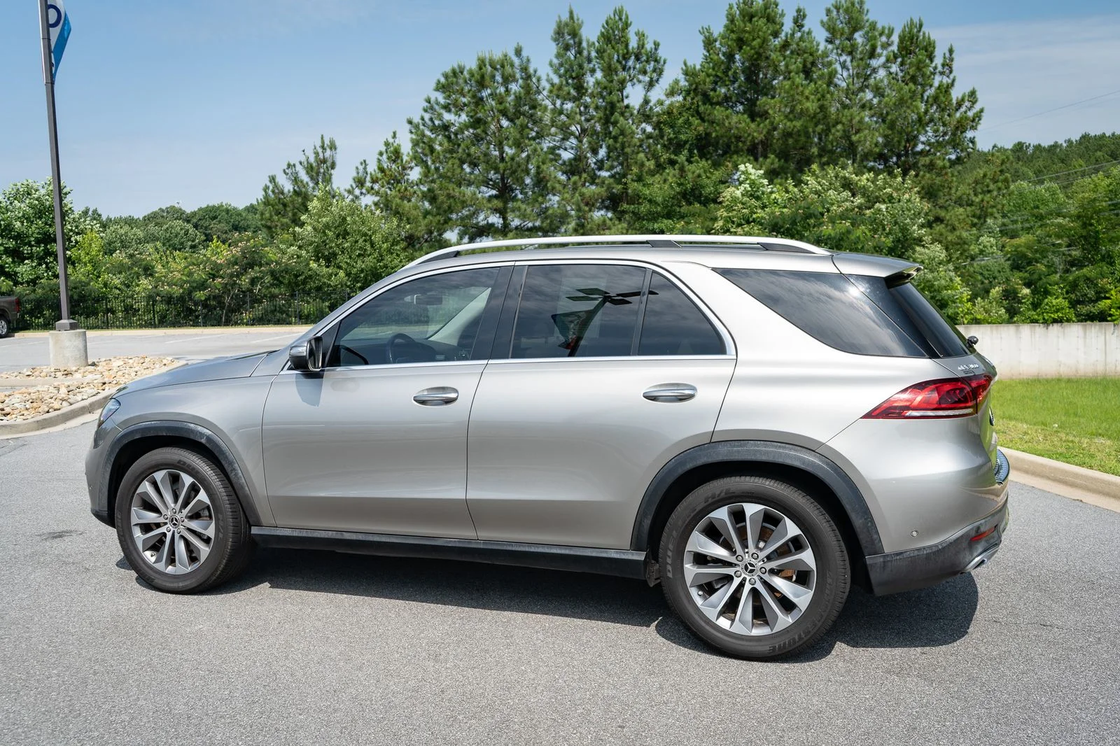 Used 2020 Silver Mercedes-Benz GLE 350 image 7