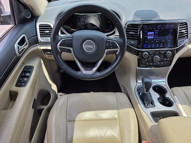 Used 2019 Gray Jeep Limited image 13