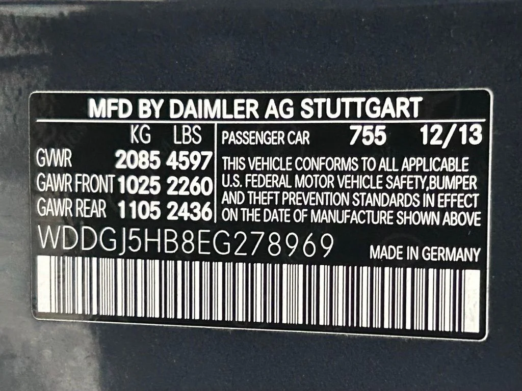 Used 2014 Gray Mercedes-Benz C 350 image 23